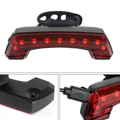 Restez en sécurité sur votre vélo grâce à la lumière arrière USB intelligente et à la télécommande sans fil