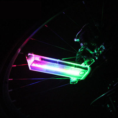 32 lampes à LED flash pour lampes de vélo extérieures à roue de 24 pouces