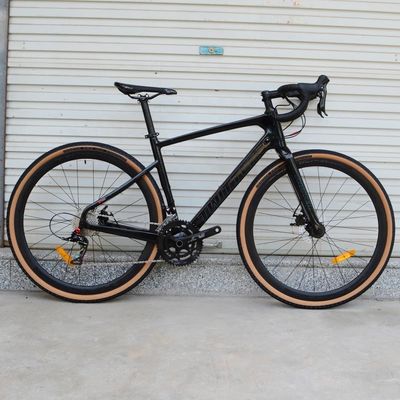 Bicicle à gravier en carbone 700C*40C 11 vitesses frein à disque hydraulique APEX pour course sur route